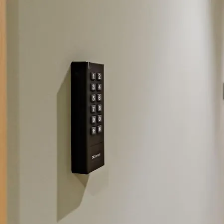 Lovely Fully Equipped Near Subway N12 Apartman Lisboa