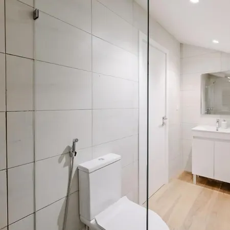 דירה Lovely Fully Equipped Near Subway N12