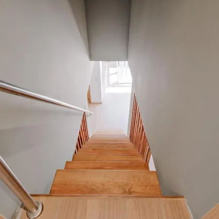 Appartement Lovely Fully Equipped Near Subway N12 Lissabon