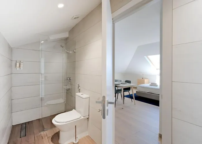 Lovely Fully Equipped Near Subway N12 Apartment Lisbon