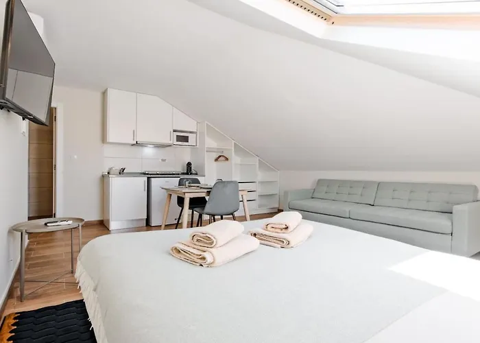 Apartment Lovely Fully Equipped Near Subway N12 Lisbon